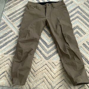 listing-status-banner